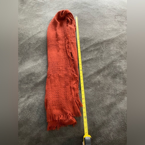 Scarf - Picture 8 of 9